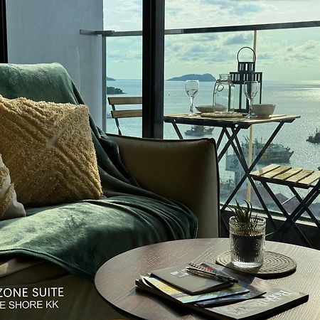 The Shore Cbd Kota Kinabalu By Laxzone Suite Luaran gambar