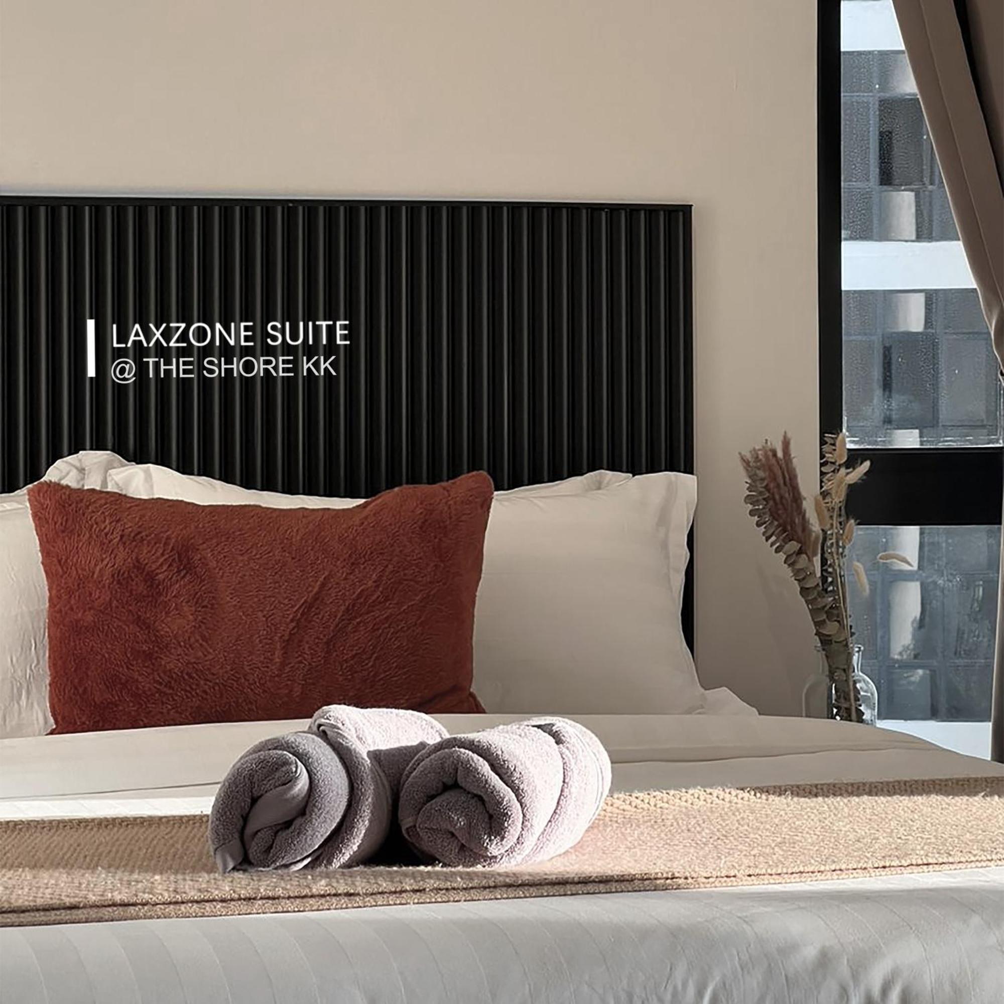 The Shore Cbd Kota Kinabalu By Laxzone Suite Luaran gambar