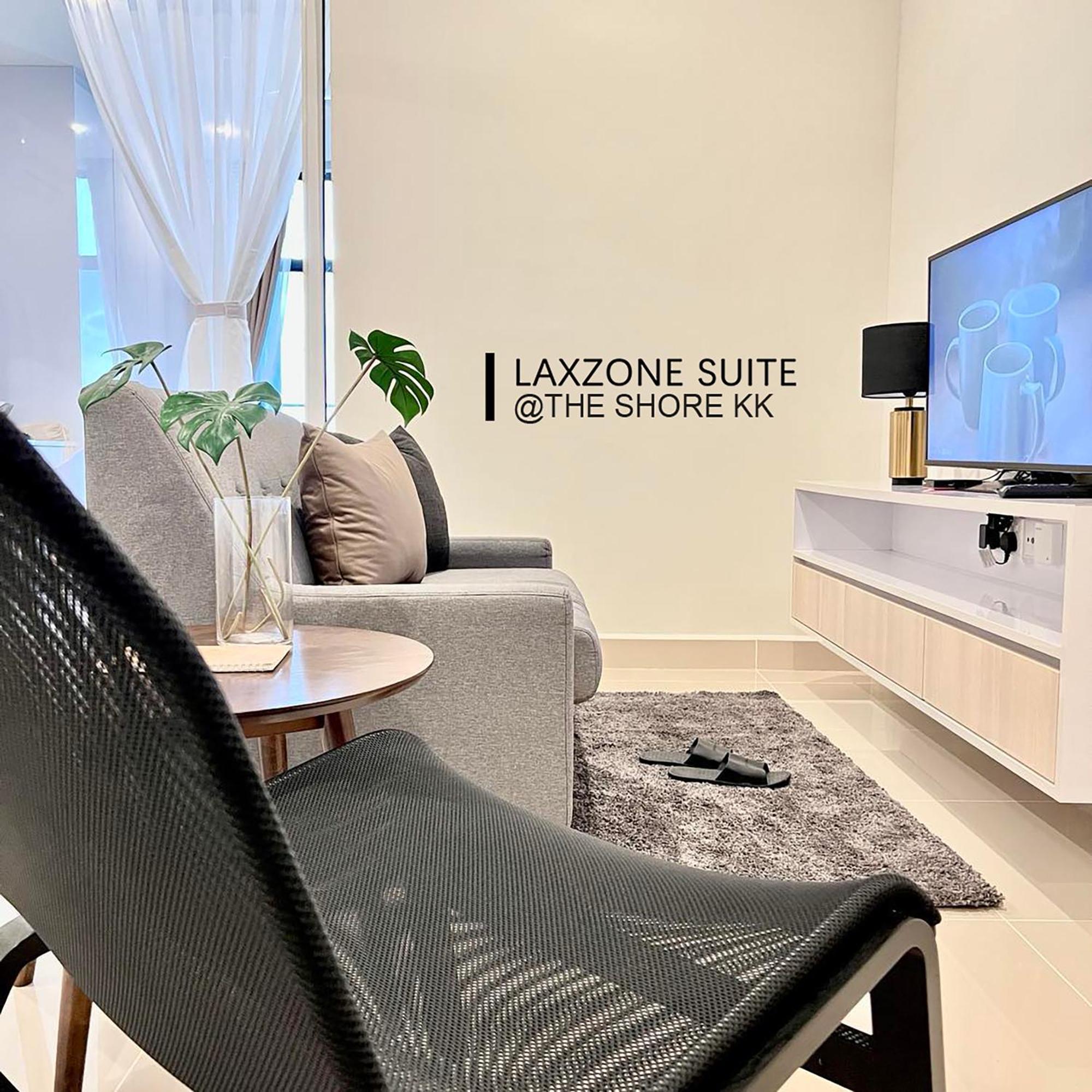 The Shore Cbd Kota Kinabalu By Laxzone Suite Luaran gambar