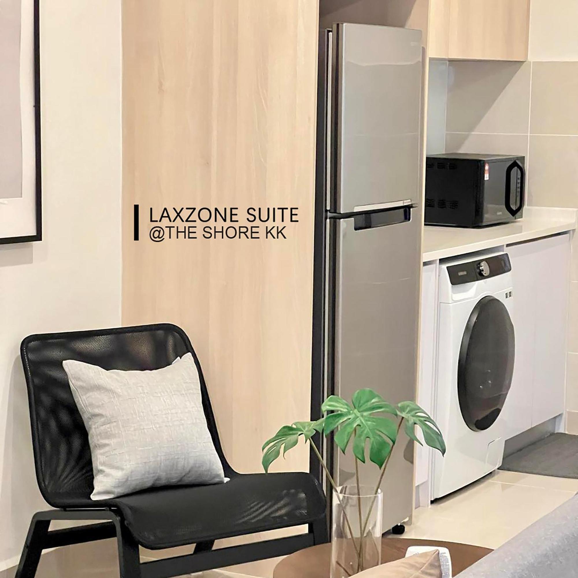 The Shore Cbd Kota Kinabalu By Laxzone Suite Luaran gambar