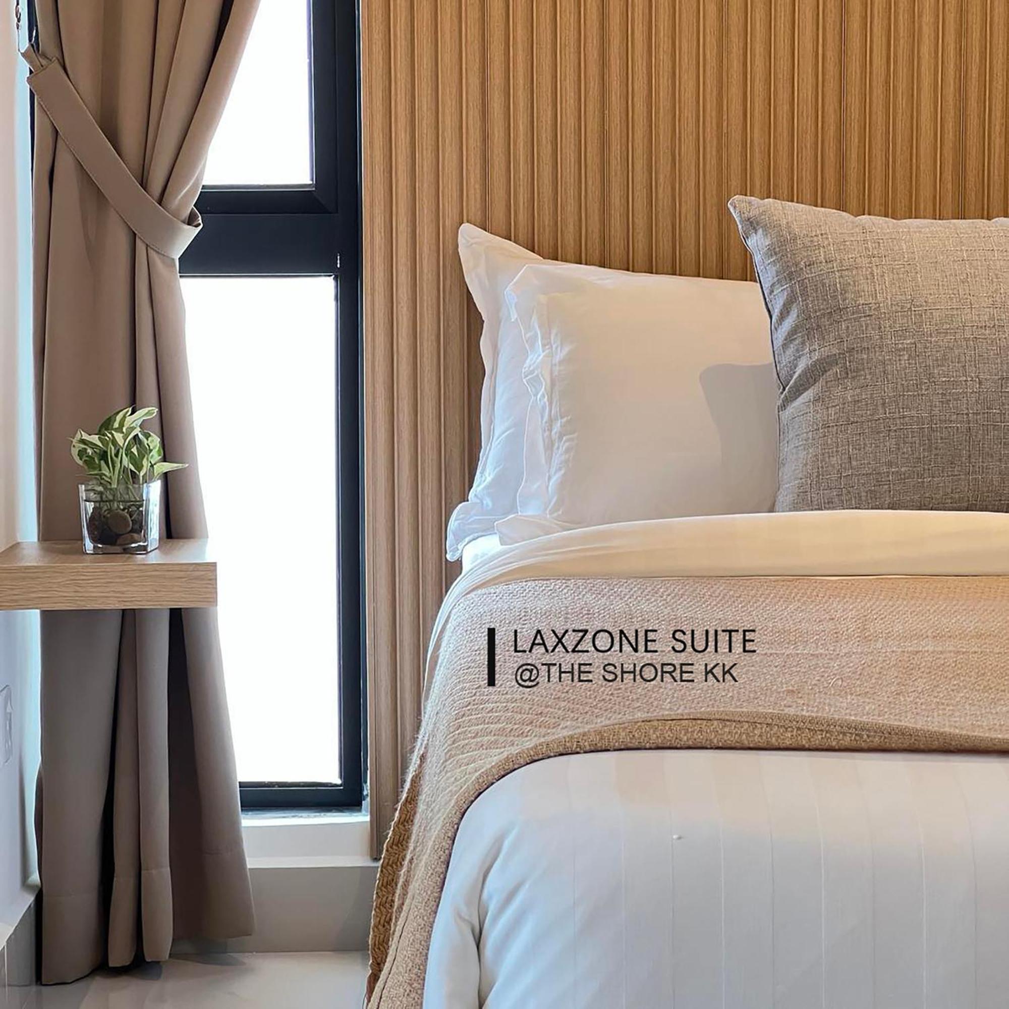The Shore Cbd Kota Kinabalu By Laxzone Suite Luaran gambar
