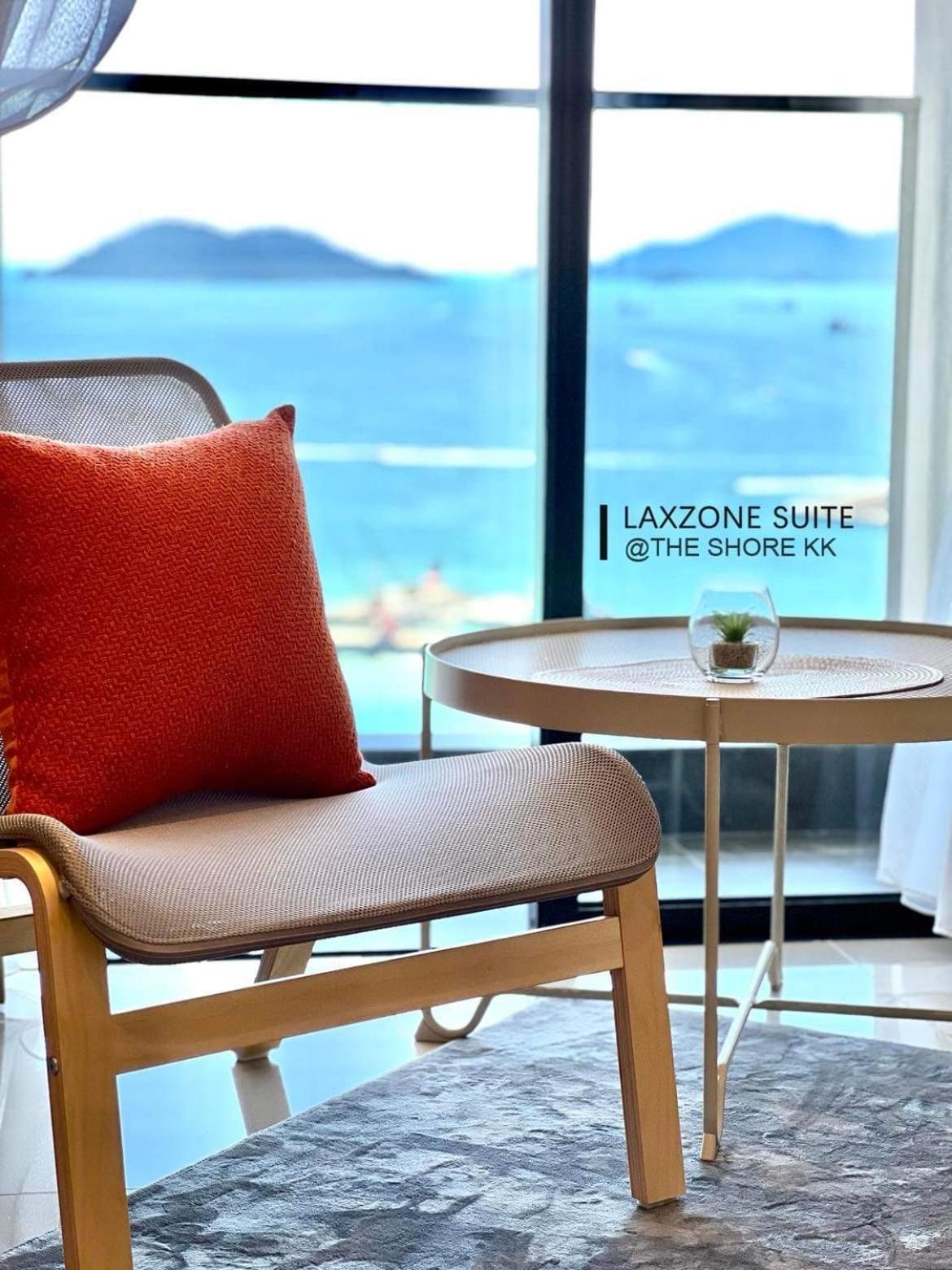 The Shore Cbd Kota Kinabalu By Laxzone Suite Luaran gambar