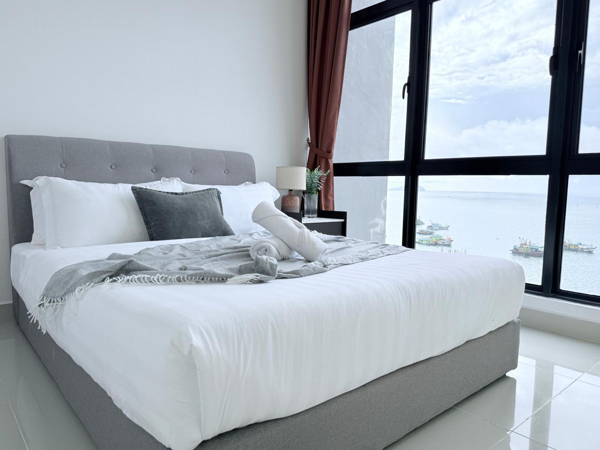 The Shore Cbd Kota Kinabalu By Laxzone Suite Luaran gambar